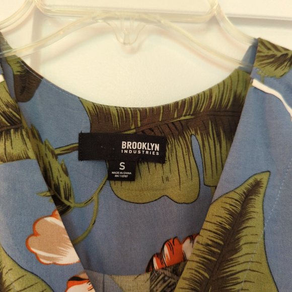 Sleeveless floral dress - Picture 3 of 5